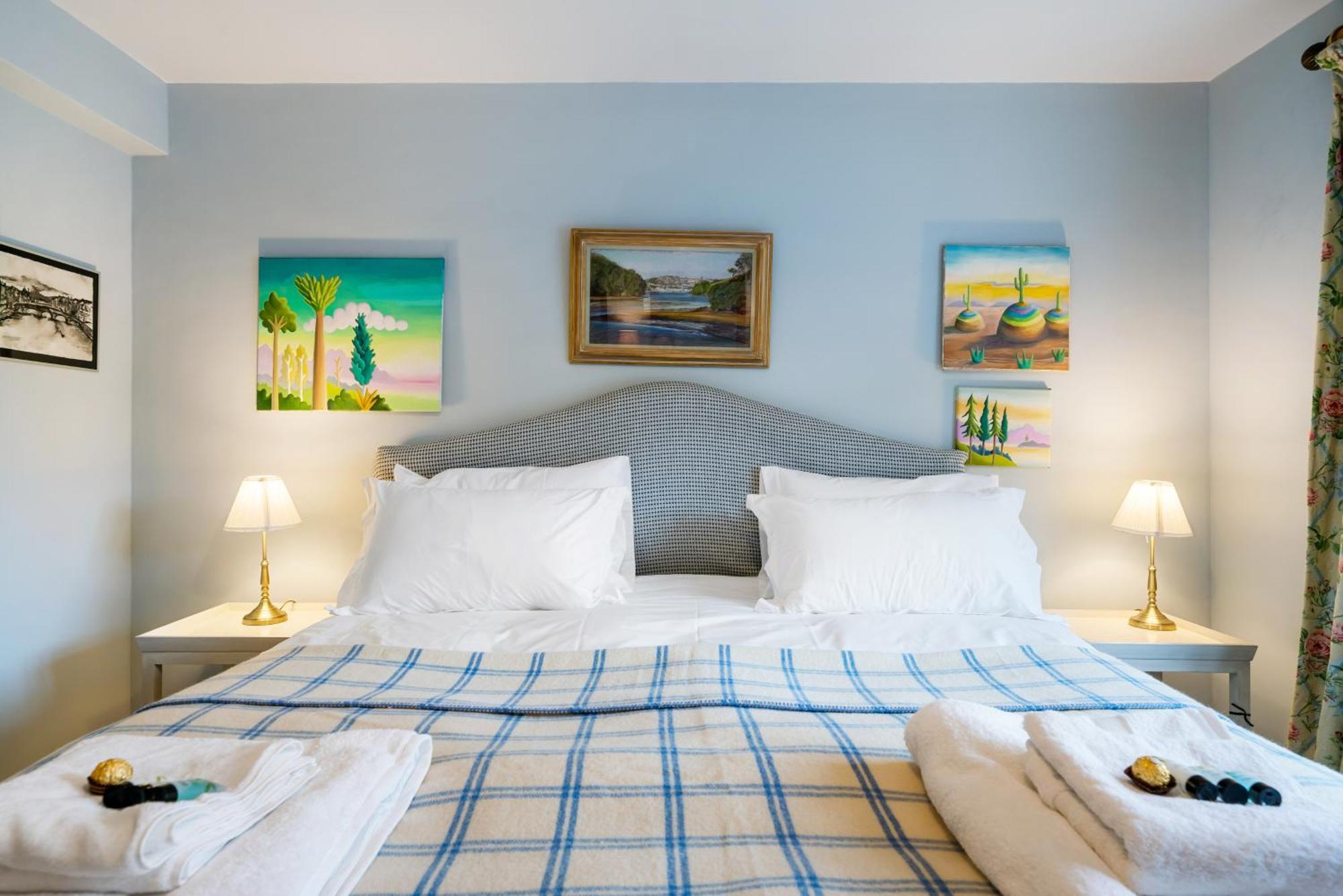 Bright & Cosy Gem ~ Battersea Park View ~ King Bed Appartement Londen Buitenkant foto