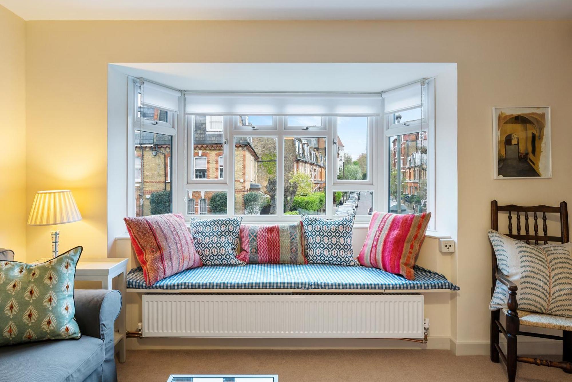 Bright & Cosy Gem ~ Battersea Park View ~ King Bed Appartement Londen Buitenkant foto