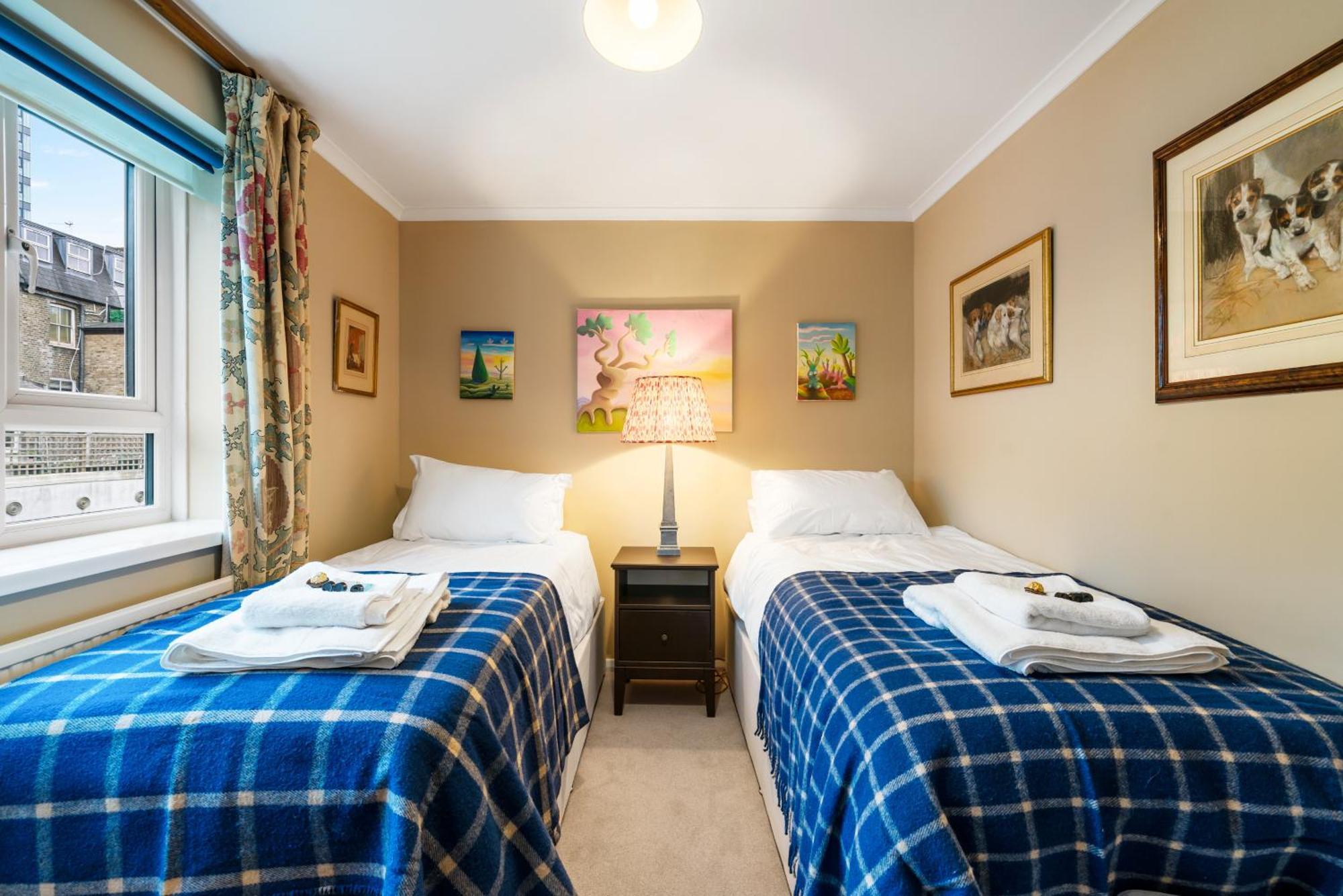 Bright & Cosy Gem ~ Battersea Park View ~ King Bed Appartement Londen Buitenkant foto