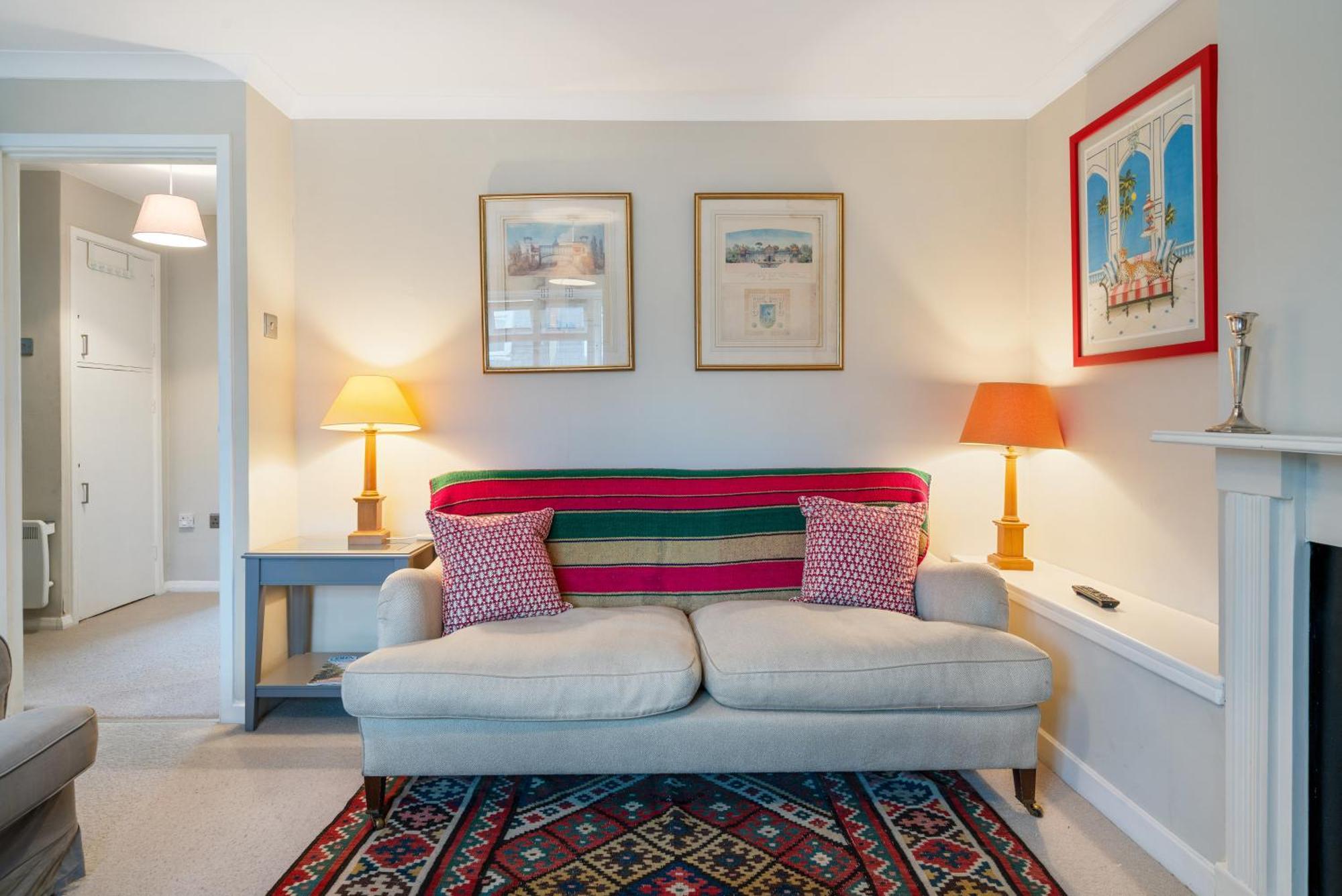 Bright & Cosy Gem ~ Battersea Park View ~ King Bed Appartement Londen Buitenkant foto